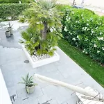 Feriehus Elegante Am Strand- Jacuzzi Und Garten By Interhome *