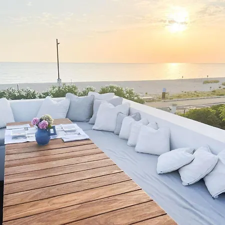 Vakantiehuis Elegante Am Strand- Jacuzzi Und Garten By Interhome *