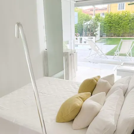 Casa vacanze Elegante Am Strand- Jacuzzi Und Garten By Interhome *
