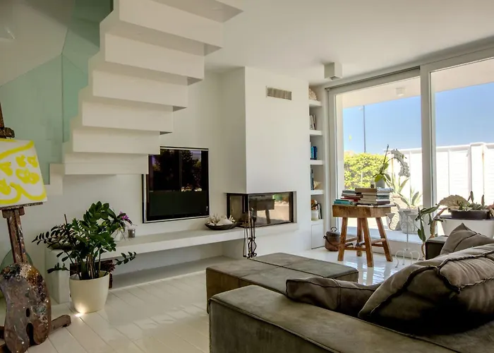 Elegante Am Strand- Jacuzzi Und Garten By Interhome Ferienhaus